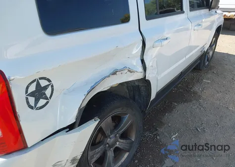 2014 Jeep Patriot Latitude из США, поврежденный, VIN 1C4NJPFB1ED587989